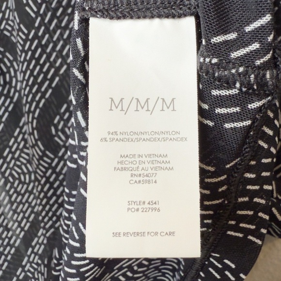 Cabi #4541 Deco Black and Gray Turtleneck Women’s Short Sleeve Mesh Top Sz M - Picture 8 of 13